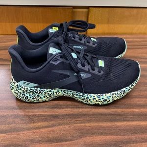 Brooks Launch 8 Tennis Shoes